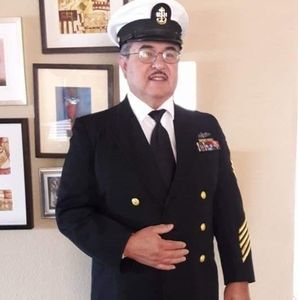 Meet your Posher, Armando